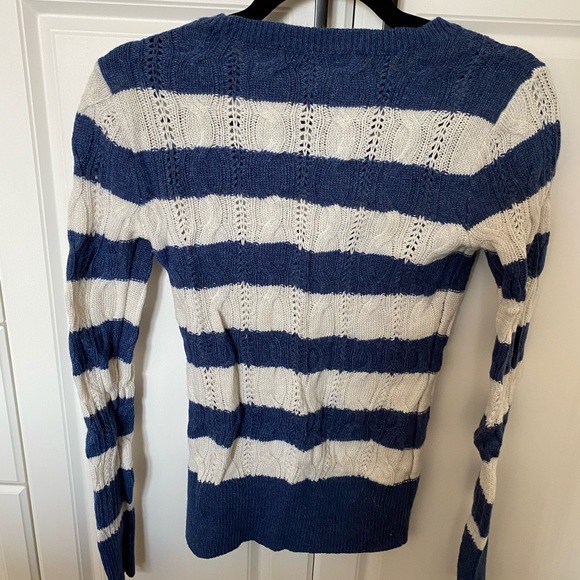 Striped knitted sweater - Picture 3 of 3
